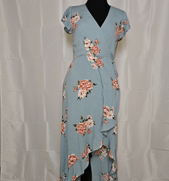 Altar'd State Dresses & Skirts - Altar'd State Blue V Neck Ruffle Wrap Floral Hi Low Maxi Dress Small